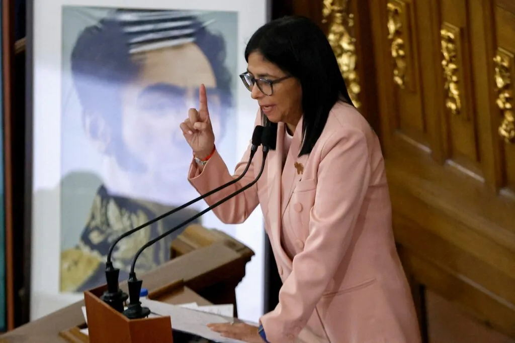Delcy Rodríguez: Brasil reconhece vice de Maduro como atual presidente da Venezuela 3 trump-anuncia-que-eua-governarao-venezuela-apos-derrubar-maduro-e-delcy-rodriguez-brasil-reconhece-vice-de-maduro-como-atual-presidente-da-venezuela-tvt-news