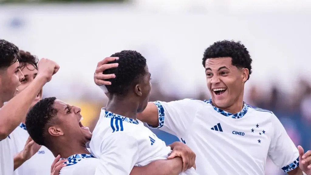 Resultado final Copinha 2026: Cruzeiro é o campeão da Copinha 2 Copinha-define-semifinais-com-surpresa-do-Ibrachina-guilherme-veiga-agencia-paulistao-tvt-news