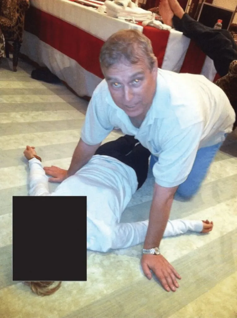 Príncipe Andrew é preso por envolvimento no caso Epstein 1 principe-andrew-e-preso-por-envolvimento-no-caso-epstein-tvt-news