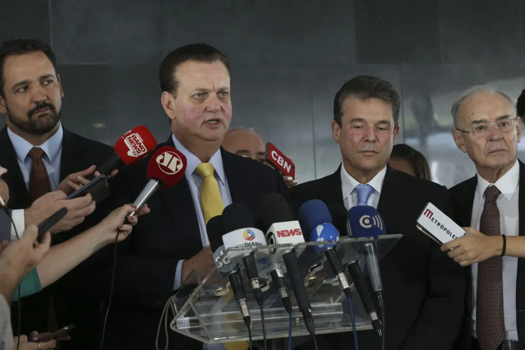 Vorcaro pagou propina para Tarcísio, Kassab e Bolsonaro, afirma UOL 1 ronaldo-caiado-foi-a-escolha-de-gilberto-kassab-para-concorrer-a-presidencia-foto-antonio-cruz-agencia-brasil-tvt-news