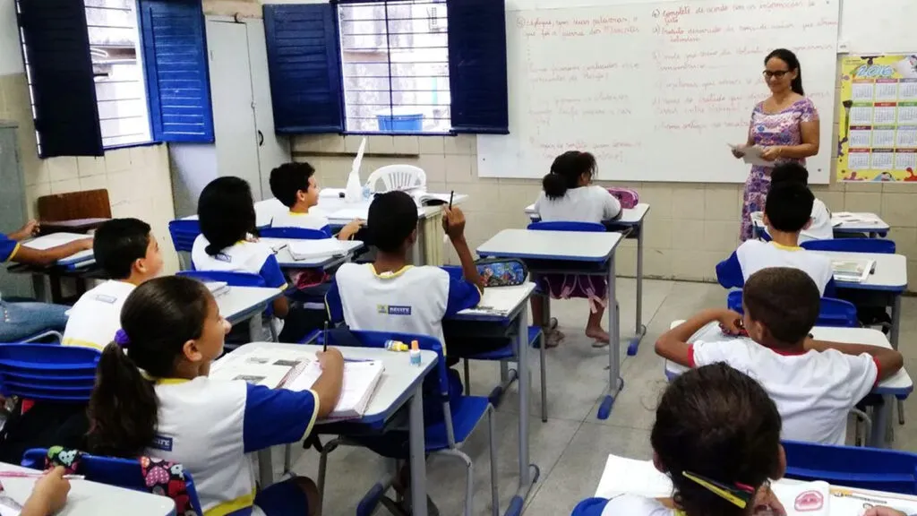 Novo-PNE-expoe-avancos-formais-mas-mantem-fragilidades-na-equidade-etnico-racial-sumaia-vilela-agencia-brasil-tvt-news