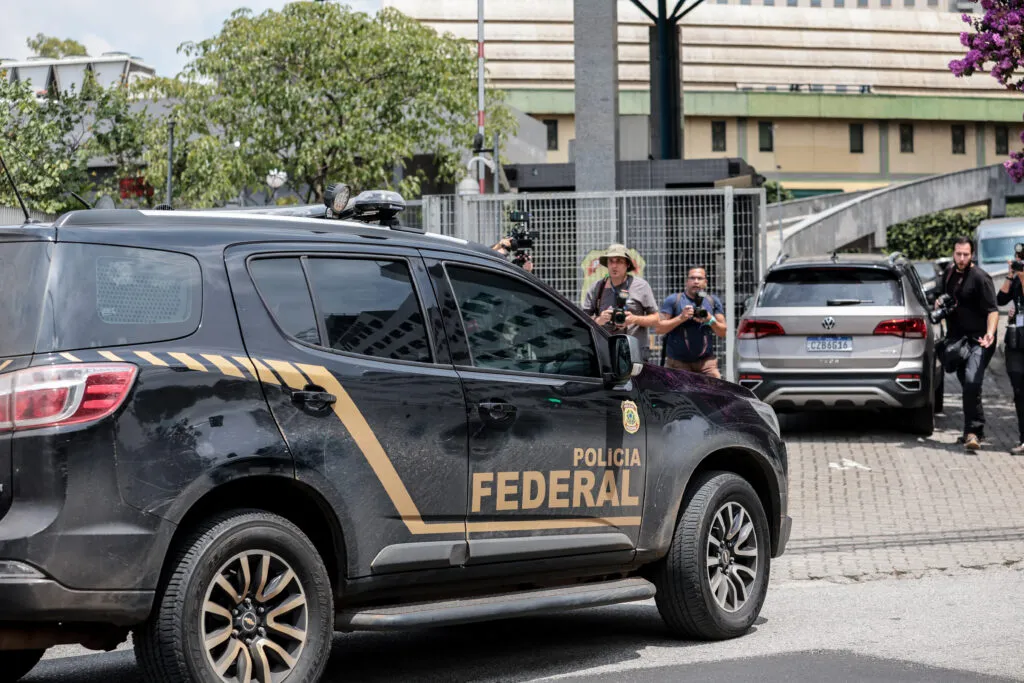 daniel-vorcaro-dono-do-banco-master-foi-preso-pela-policia-federal-na-terceira-fase-da-operacao-compliance-zero-em-4-de-marco-deste-ano-foto-paulo-pinto-agencia-brasil-tvt-news