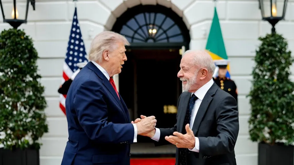 Governo Trump revoga visto de embaixadora do Brasil e aprofunda crise diplomática 4 lula-e-trump-se-encontram-na-casa-branca-tvt-news
