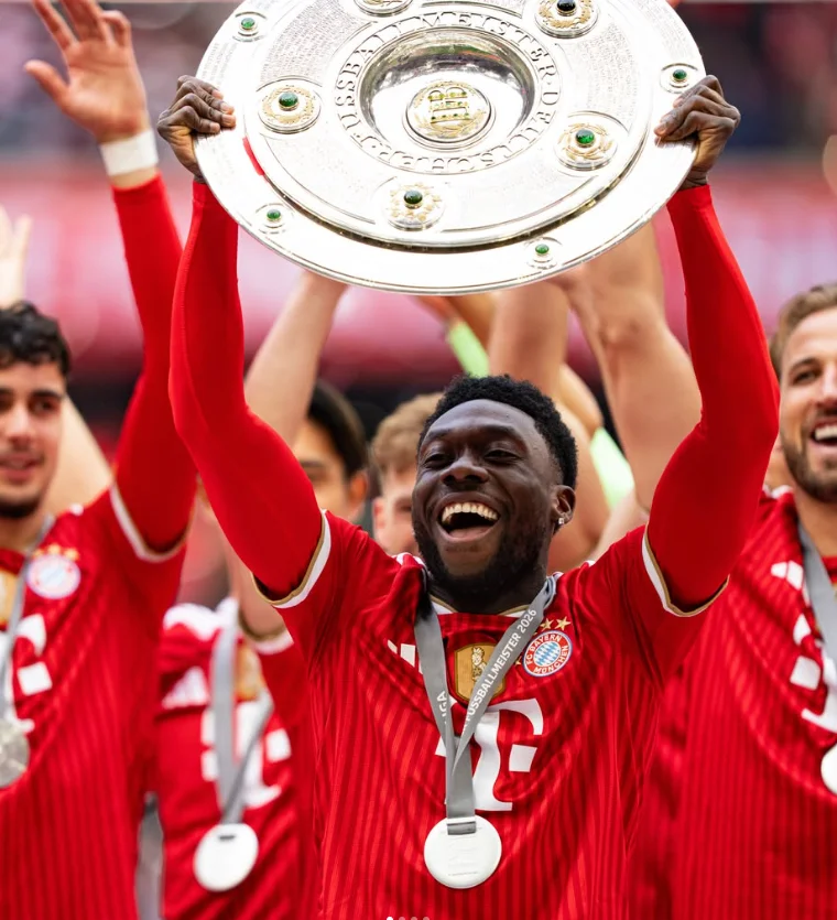 Copa do Mundo hoje: agenda de jogos desta quinta (18); horários, onde assistir 11 copa-do-mundo-hoje-agenda-de-jogos-desta-quinta-18-horarios-onde-assistir-alphonso-davies-e-o-capitao-da-equipe-canadense-ele-joga-pelo-bayern-de-munique-como-lateral-esquerdo-davies-nasceu-em-buduburam-e-enfrentou-cresceu-em-campo-de-refugiados-em-gana-foto-reproducao-redes-tvt-news