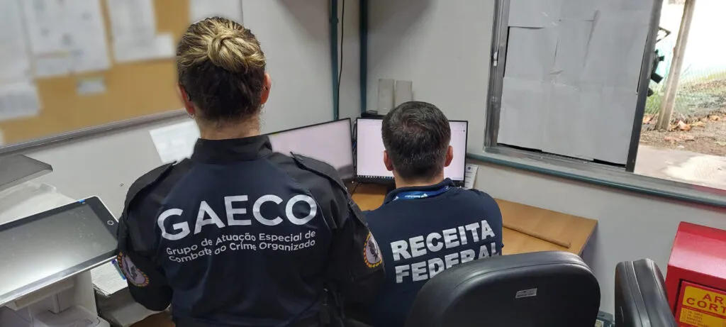 Carbono Oculto: Receita Federal e Gaeco fazem operação que mira conexão da Faria Lima com PCC 4 operacao-credito-oculto-receita-federal-e-gaeco-identificam-novas-conexoes-financeiras-de-investigados-da-operacao-carbono-oculto-tvt-news